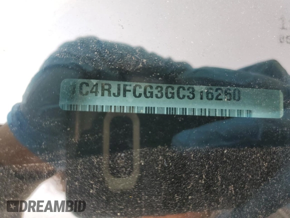 2016 Jeep Grand Cherokee High Altitude z VIN 1C4RJFCG3GC316260, wystawiony jako Copart lot #59605105 z przebiegiem 111 894 mil mil oraz Szkoda całkowita • Salvage title. Historia ofert i sprzedaży dostępna na DreamBid. Obrazek 13.