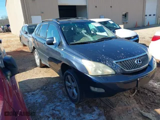 2006 Lexus RX 330 with VIN JTJHA31UX60106111, listed as a IAAI auction lot 41335042 with 277,371 mi miles. Bid and sale history available at carsss.com. Image 1.