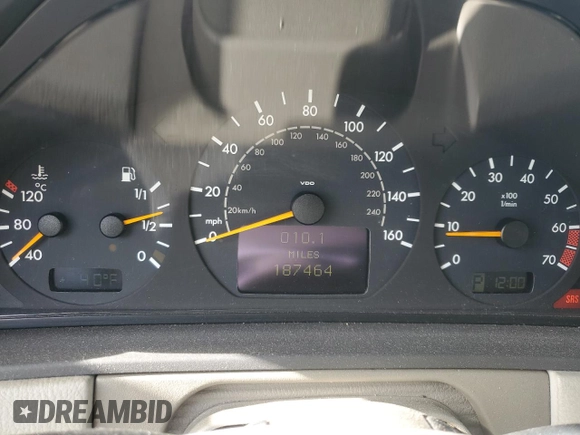 2001 Mercedes-Benz E-Class AWD with VIN WDBJH82J81X052002, listed as a Copart auction lot 82832724 with 187,464 mi miles and Salvage Title. Bid and sale history available at carsss.com. Image 9.