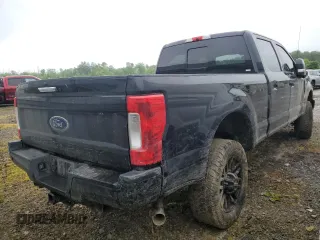 2019 Ford F-250 XL z VIN 1FT7W2B64KEF47241, wystawiony jako Copart lot #59887175 z przebiegiem 66 942 mil mil oraz Szkoda całkowita • Salvage title. Historia ofert i sprzedaży dostępna na DreamBid. Obrazek 3.