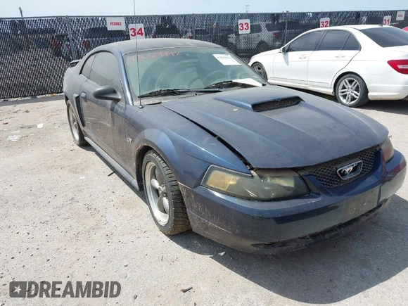 2003 Ford Mustang GT Deluxe with VIN 1FAFP42X63F304318, listed as a IAAI auction lot 42029942 with 83,615 mi miles. Bid and sale history available at carsss.com. Image 1.