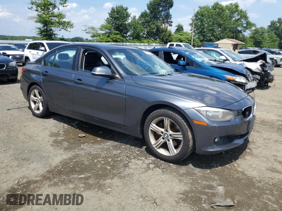 2015 BMW 3 Series 328i xDrive z VIN WBA3B5C55FF961904, wystawiony jako Copart lot #64082185 z przebiegiem 138 006 mil mil oraz Czysty tytuł • Clean title. Historia ofert i sprzedaży dostępna na DreamBid. Obrazek 4.