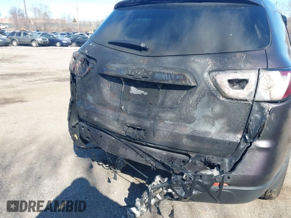 2015 Chevrolet Traverse LT with VIN 1GNKVHKD1FJ167325, listed as a IAAI auction lot 41631600 with 88,247 mi miles and . Bid and sale history available at DreamBid. Image 6.