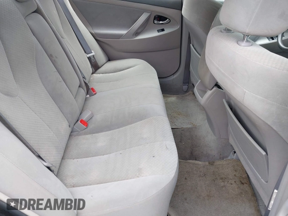 2008 Toyota Camry LE z VIN 4T4BE46K08R022824, wystawiony jako IAAI lot #42276950 z przebiegiem 132 879 mil mil oraz . Historia ofert i sprzedaży dostępna na DreamBid. Obrazek 8.