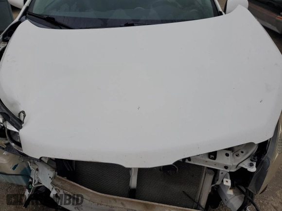 2010 Pontiac Vibe 1SA with VIN 5Y2SP6E8XAZ412803, listed as a Copart auction lot 61876895 with 105,582 mi miles and Salvage title. Bid and sale history available at DreamBid. Image 11.