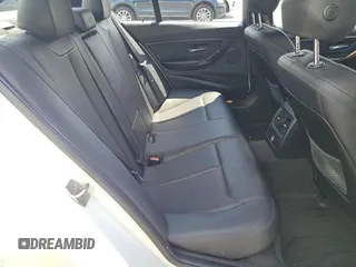 2013 BMW 3 Series 320i xDrive с VIN WBA3C3C5XDF982665, выставлен на аукционе Copart как лот 61688265 с пробегом 122 398 миль миль и Чистый • Clean title. История ставок и продаж доступна на DreamBid. Изображение 6.