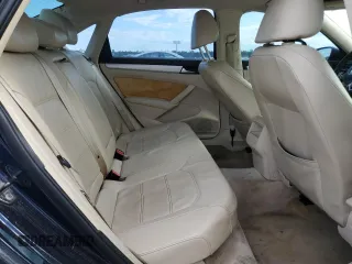 2012 Volkswagen Passat SE z VIN 1VWBH7A36CC085414, wystawiony jako Copart lot #56367125 z przebiegiem 158 442 mil mil oraz Szkoda całkowita • Salvage title. Historia ofert i sprzedaży dostępna na DreamBid. Obrazek 10.