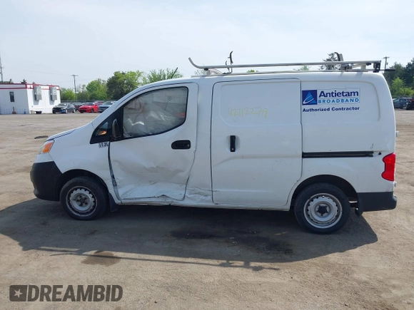 2017 Nissan NV200 SV with VIN 3N6CM0KN1HK712903, listed as a IAAI auction lot 42112279 with 160,309 mi miles and . Bid and sale history available at DreamBid. Image 14.