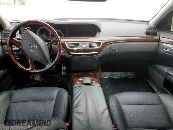 2012 Mercedes-Benz S 550 z VIN WDDNG9EB2CA436045, wystawiony jako Copart lot #51347125 z przebiegiem 125 107 mil mil oraz Szkoda całkowita • Salvage title. Historia ofert i sprzedaży dostępna na DreamBid. Obrazek 8.