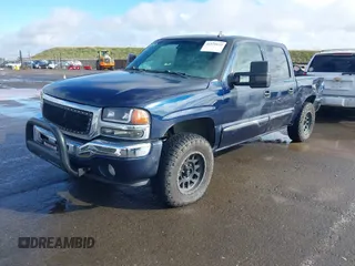 2006 GMC Sierra 1500 SLE1 z VIN 2GTEC13T561238691, wystawiony jako IAAI lot #41579152 z przebiegiem 147 026 mil mil oraz . Historia ofert i sprzedaży dostępna na DreamBid. Obrazek 2.