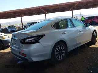 2018 Nissan Altima S with VIN 1N4AL3AP5JC224394, listed as a IAAI auction lot 41979991 with Not Provided miles and . Bid and sale history available at DreamBid. Image 4.