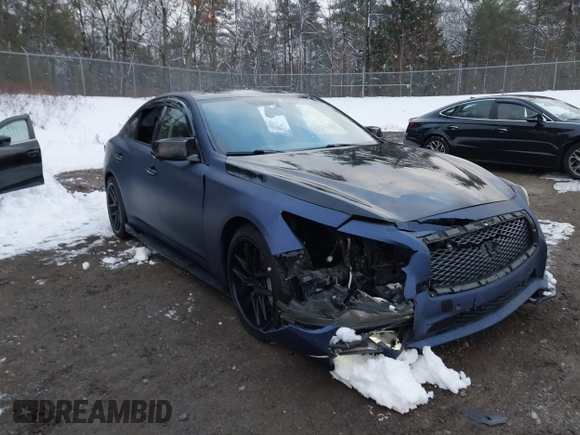 2017 Infiniti Q50 3.0t Premium with VIN JN1EV7AR5HM837024, listed as a IAAI auction lot 41027425 with 105,743 mi miles. Bid and sale history available at carsss.com. Image 6.