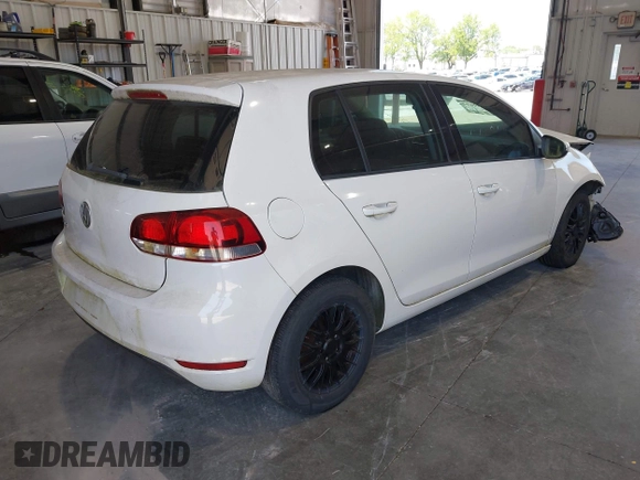 2010 Volkswagen Golf с VIN WVWDA7AJ8AW082248, выставлен на аукционе IAAI как лот 42484551 с пробегом 121 632 миль миль и . История ставок и продаж доступна на DreamBid. Изображение 4.
