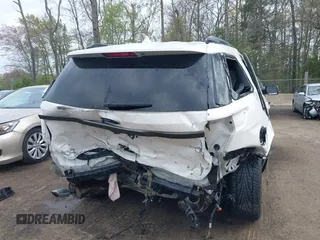 2018 Ford Explorer XLT with VIN 1FM5K8D81JGA17361, listed as a IAAI auction lot 41845265 with 105,891 mi miles and . Bid and sale history available at carsss.com. Image 6.