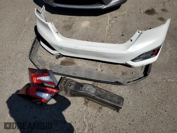 2018 Honda Clarity Plug-In Hybrid with VIN JHMZC5F11JC013897, listed as a Copart auction lot 68315094 with 99,486 mi miles and Salvage Title. Bid and sale history available at carsss.com. Image 12.