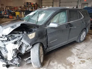 2022 Chevrolet Equinox LT with VIN 2GNAXKEV9N6104511, listed as a IAAI auction lot 41661345 with 33,568 mi miles. Bid and sale history available at carsss.com. Image 17.