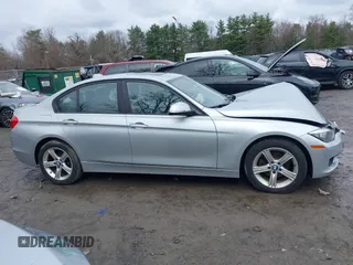 2013 BMW 3 Series 328i xDrive with VIN WBA3B5C59DF595961, listed as a IAAI auction lot 41951160 with 111,517 mi miles. Bid and sale history available at carsss.com. Image 13.
