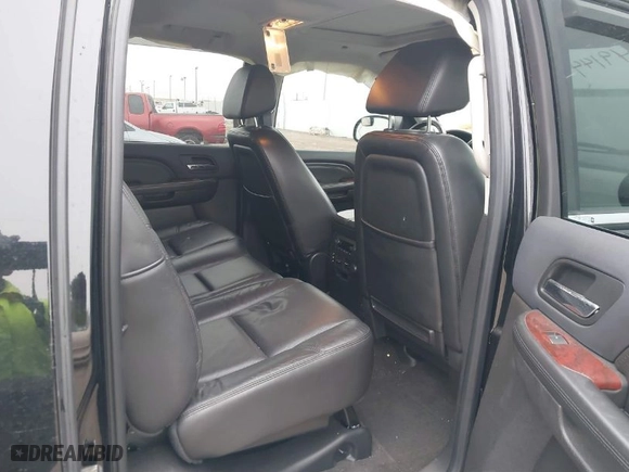 2008 Cadillac Escalade EXT with VIN 3GYFK62818G298487, listed as a IAAI auction lot 41549144 with 114985 miles. Bid and sale history available at carsss.com. Image 8.