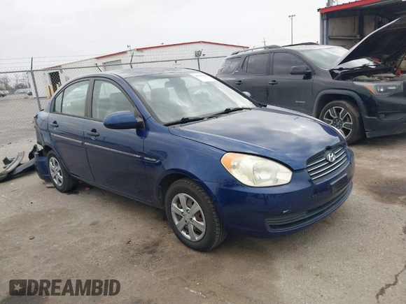 2009 Hyundai Accent Auto GLS with VIN KMHCN46C29U298298, listed as a IAAI auction lot 41568338 with 97,130 mi miles. Bid and sale history available at carsss.com. Image 1.