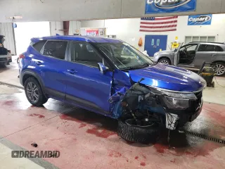 2021 Kia Seltos LX with VIN KNDEPCAA6M7121185, listed as a Copart auction lot 49608255 with 64,896 mi miles and Salvage Title. Bid and sale history available at DreamBid. Image 4.