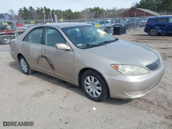2006 Toyota Camry STD with VIN 4T1BE32K96U156593, listed as a IAAI auction lot 41787419 with 259,624 mi miles. Bid and sale history available at carsss.com. Image 1.