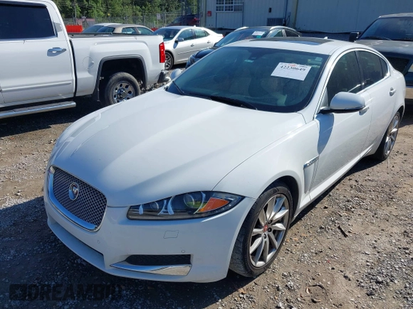 2015 Jaguar XF T Premium z VIN SAJWA0FS0FPU42472, wystawiony jako IAAI lot #42230649 z przebiegiem Nie podano mil oraz . Historia ofert i sprzedaży dostępna na DreamBid. Obrazek 6.