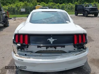 2017 Ford Mustang V6 с VIN 1FA6P8AM4H5289474, выставлен на аукционе IAAI как лот 42412302 с пробегом Не указан миль и . История ставок и продаж доступна на DreamBid. Изображение 16.