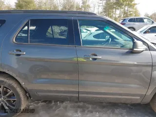 2017 Ford Explorer XLT with VIN 1FM5K8DH5HGE31723, listed as a IAAI auction lot 41661136 with 85,263 mi miles. Bid and sale history available at carsss.com. Image 14.