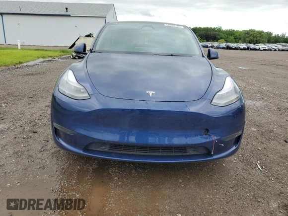 2024 Tesla Model Y Long Range z VIN 7SAYGDEE0RA286070, wystawiony jako Copart lot #58200425 z przebiegiem 16 881 mil mil oraz Szkoda całkowita • Salvage title. Historia ofert i sprzedaży dostępna na DreamBid. Obrazek 5.
