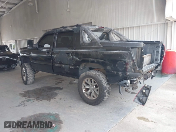 2003 Chevrolet Avalanche with VIN 3GNEC13T43G298570, listed as a IAAI auction lot 42227822 with 241,868 mi miles and . Bid and sale history available at DreamBid. Image 3.