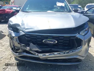 2024 Ford Escape ST-Line with VIN 1FMCU0MNXRUA44743, listed as a IAAI auction lot 42171704 with 22,185 mi miles and . Bid and sale history available at DreamBid. Image 6.