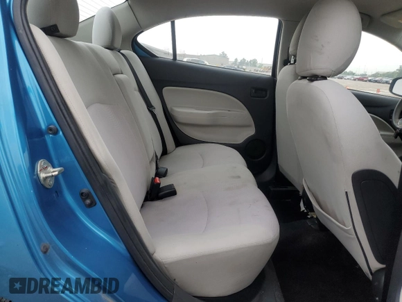 2019 Mitsubishi Mirage ES z VIN ML32F3FJ5KHF05583, wystawiony jako Copart lot #55788495 z przebiegiem 74 712 mil mil oraz Szkoda całkowita • Salvage title. Historia ofert i sprzedaży dostępna na DreamBid. Obrazek 10.