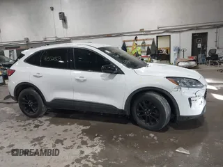 2020 Ford Escape SE Sport Hybrid with VIN 1FMCU0BZ5LUB09995, listed as a IAAI auction lot 41552803 with 138,093 mi miles and . Bid and sale history available at carsss.com. Image 14.