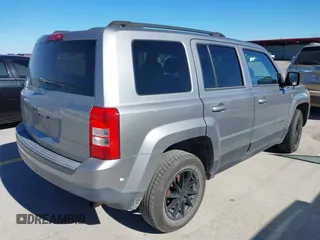 2015 Jeep Patriot Sport with VIN 1C4NJPBA8FD325398, listed as a IAAI auction lot 40696837 with 136,130 mi miles. Bid and sale history available at carsss.com. Image 4.