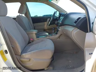 2008 Toyota Highlander with VIN JTEDS41A782013348, listed as a IAAI auction lot 41874621 with 192,101 mi miles. Bid and sale history available at carsss.com. Image 5.
