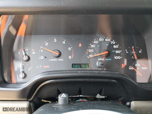 2004 Jeep Wrangler Sahara with VIN 1J4FA59S34P736690, listed as a Copart auction lot 67477694 with 85,180 mi miles and Salvage Title. Bid and sale history available at carsss.com. Image 9.