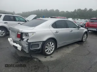 2008 Lexus LS 460 with VIN JTHBL46F185071661, listed as a Copart auction lot 57762175 with 122,958 mi miles and Clean title. Bid and sale history available at DreamBid. Image 3.