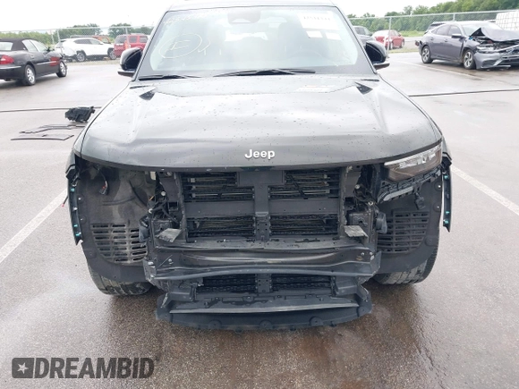 2023 Jeep Grand Cherokee Limited with VIN 1C4RJHBG8PC534059, listed as a IAAI auction lot 42531333 with 27,527 mi miles and . Bid and sale history available at DreamBid. Image 6.