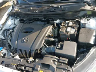 2020 Toyota Yaris LE z VIN 3MYDLBJV0LY705469, wystawiony jako IAAI lot #42940259 z przebiegiem 45 410 mil mil oraz . Historia ofert i sprzedaży dostępna na DreamBid. Obrazek 19.
