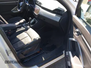 2019 Audi Q3 Premium with VIN WA1AECF37K1077089, listed as a IAAI auction lot 41742732 with 61,038 mi miles and . Bid and sale history available at DreamBid. Image 5.