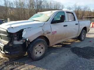 2023 Ram 1500 Express z VIN 3C6RR7KT7PG641320, wystawiony jako IAAI lot #41072163 z przebiegiem 30 464 mil mil oraz . Historia ofert i sprzedaży dostępna na DreamBid. Obrazek 2.