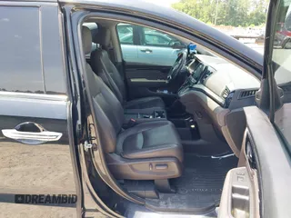 2018 Honda Odyssey Elite z VIN 5FNRL6H91JB109378, wystawiony jako IAAI lot #42270766 z przebiegiem 156 873 mil mil oraz . Historia ofert i sprzedaży dostępna na DreamBid. Obrazek 5.