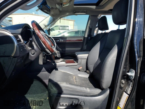 2019 Lexus GX 460 z VIN JTJBM7FX7K5238506, wystawiony jako Copart lot #43565195 z przebiegiem 79 742 mil mil oraz Szkody całkowita. Historia ofert i sprzedaży dostępna na DreamBid. Obrazek 7.