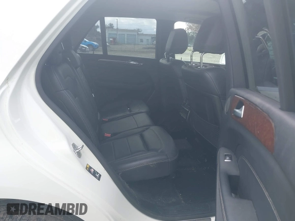 2012 Mercedes-Benz M 350 with VIN 4JGDA5HB6CA065088, listed as a IAAI auction lot 42012318 with 117,727 mi miles and . Bid and sale history available at DreamBid. Image 8.