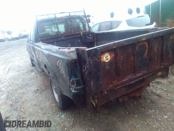 2011 Ford F-250 XL with VIN 1FT7W2BT6BEB41810, listed as a IAAI auction lot 38141033 with Not provided miles and . Bid and sale history available at DreamBid. Image 3.