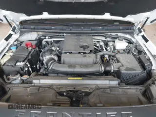 2023 Nissan Frontier S z VIN 1N6ED1CL4PN662650, wystawiony jako IAAI lot #42175893 z przebiegiem 22 035 mil mil oraz . Historia ofert i sprzedaży dostępna na DreamBid. Obrazek 10.