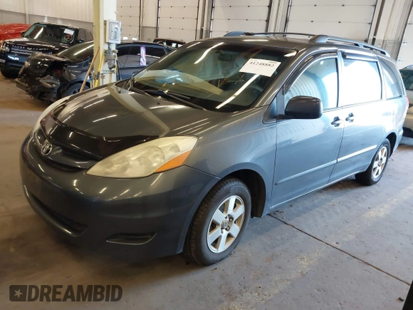 2006 Toyota Sienna CE with VIN 5TDZA23C46S433820, listed as a IAAI auction lot 41248882 with 256,856 mi miles. Bid and sale history available at carsss.com. Image 2.