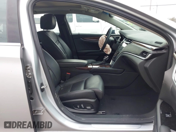 2013 Cadillac XTS Luxury with VIN 2G61P5S3XD9182910, listed as a IAAI auction lot 41940764 with 21,610 mi miles and . Bid and sale history available at DreamBid. Image 5.