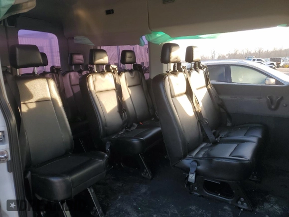 2020 Ford Transit z VIN 1FMZK1C87LKB11433, wystawiony jako Copart lot #85380574 z przebiegiem Nie podano mil oraz Szkoda całkowita • Salvage title. Historia ofert i sprzedaży dostępna na DreamBid. Obrazek 11.