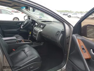 2010 Nissan Murano SL with VIN JN8AZ1MW2AW102126, listed as a IAAI auction lot 41920435 with 241,230 mi miles. Bid and sale history available at carsss.com. Image 5.